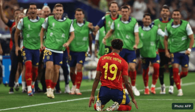 Red-hot Spain inflict Blues on France to reach Euros final