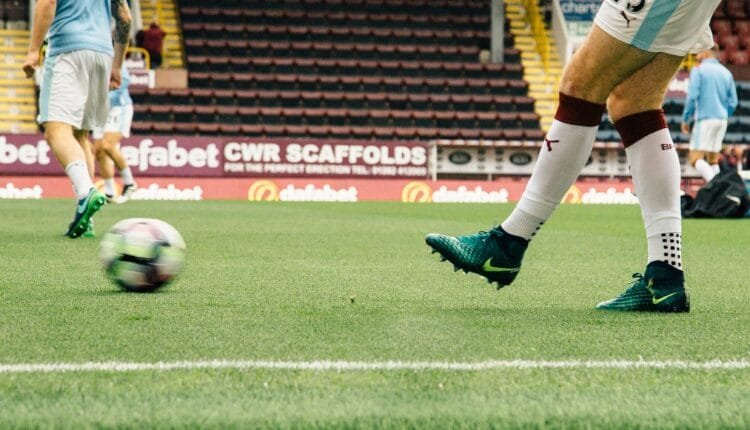 Who is the Best No. 8 Player in the Premier League?